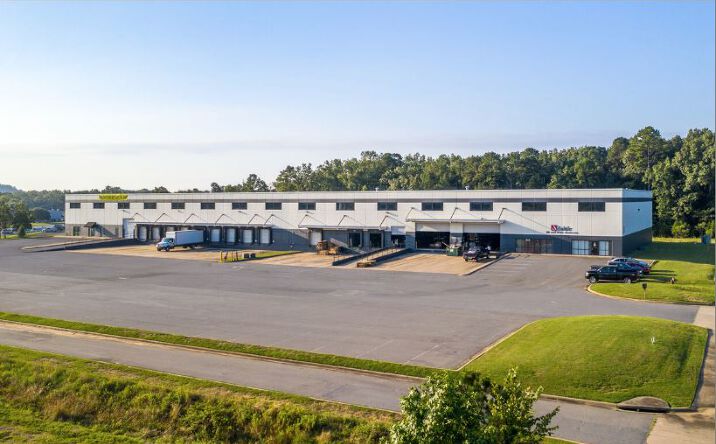 Pictures of Industrial property located at 9450 Maumelle Blvd, Maumelle, AR 72113 for lease - image #1
