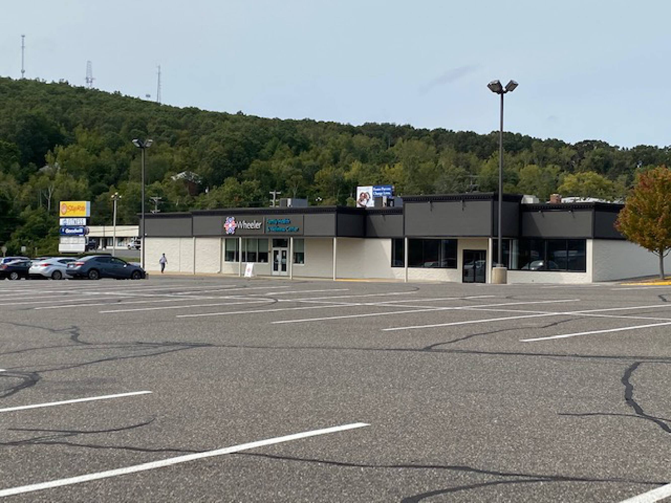 855 Lakewood Rd, Waterbury, CT 06702