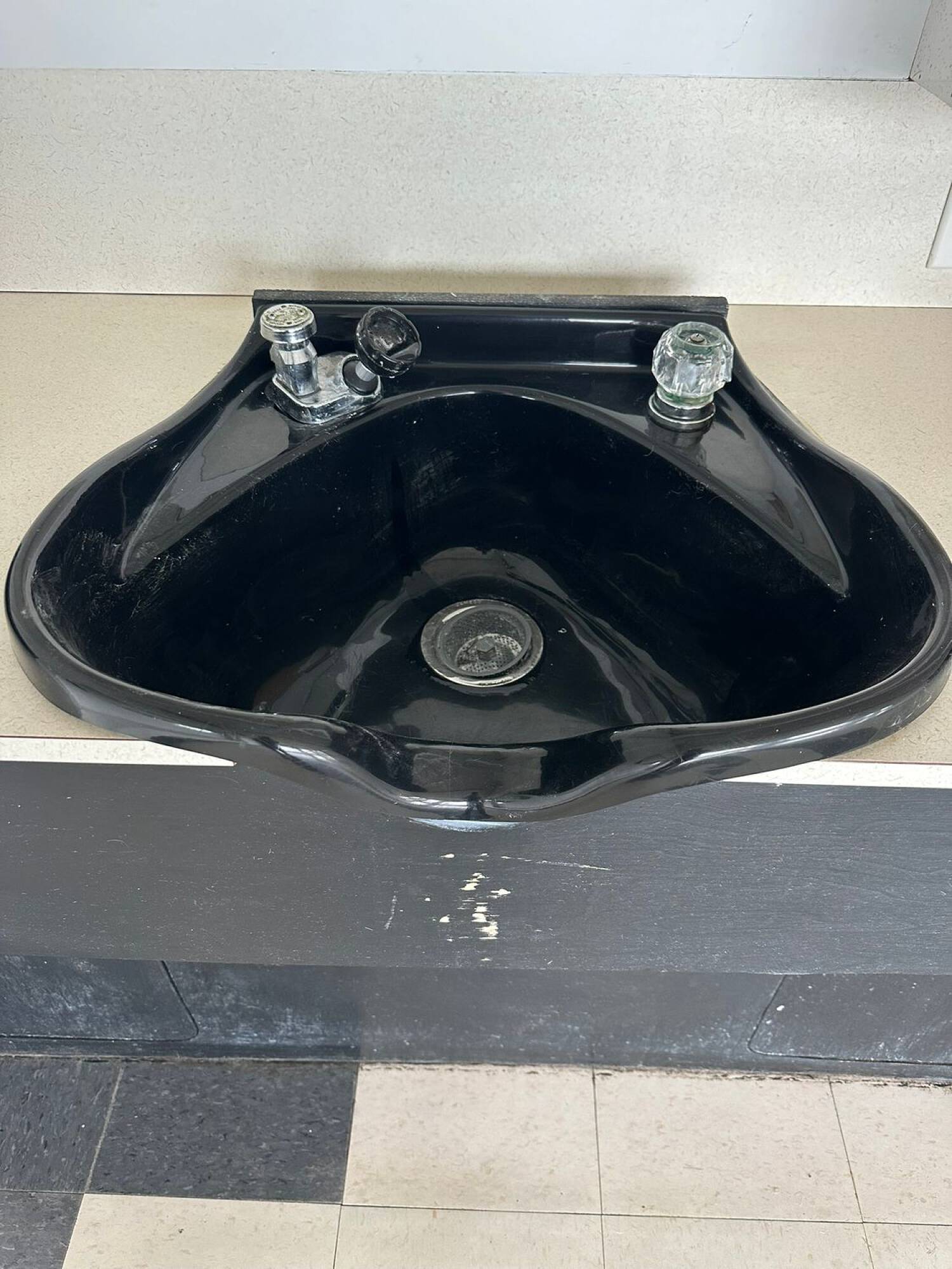 2127556