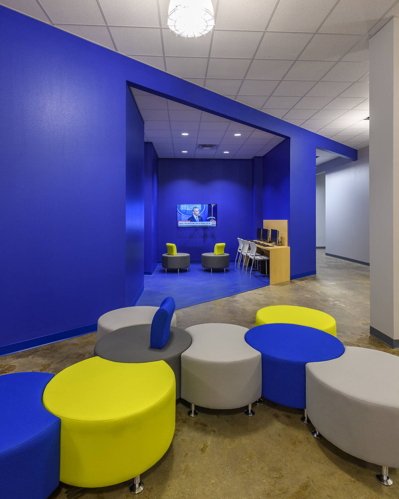 301 Benton Rd, Bossier City, LA 71111