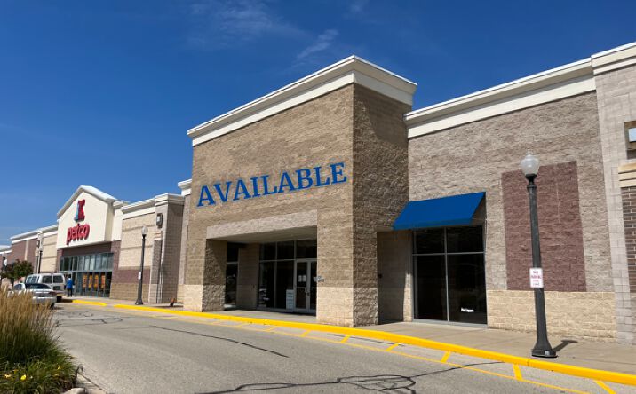 Pictures of Retail property located at N96W18736 County Line Rd, Germantown, WI 53022 for lease - image #1