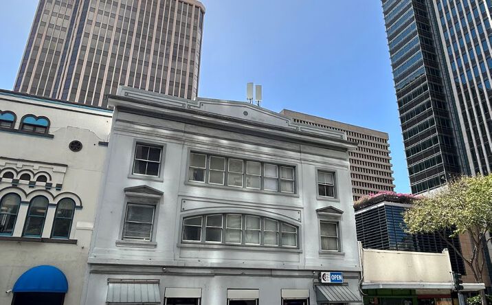 Pictures of Retail, Office, Restaurant property located at 212 Merchant St, Honolulu, HI 96813 for lease - image #1