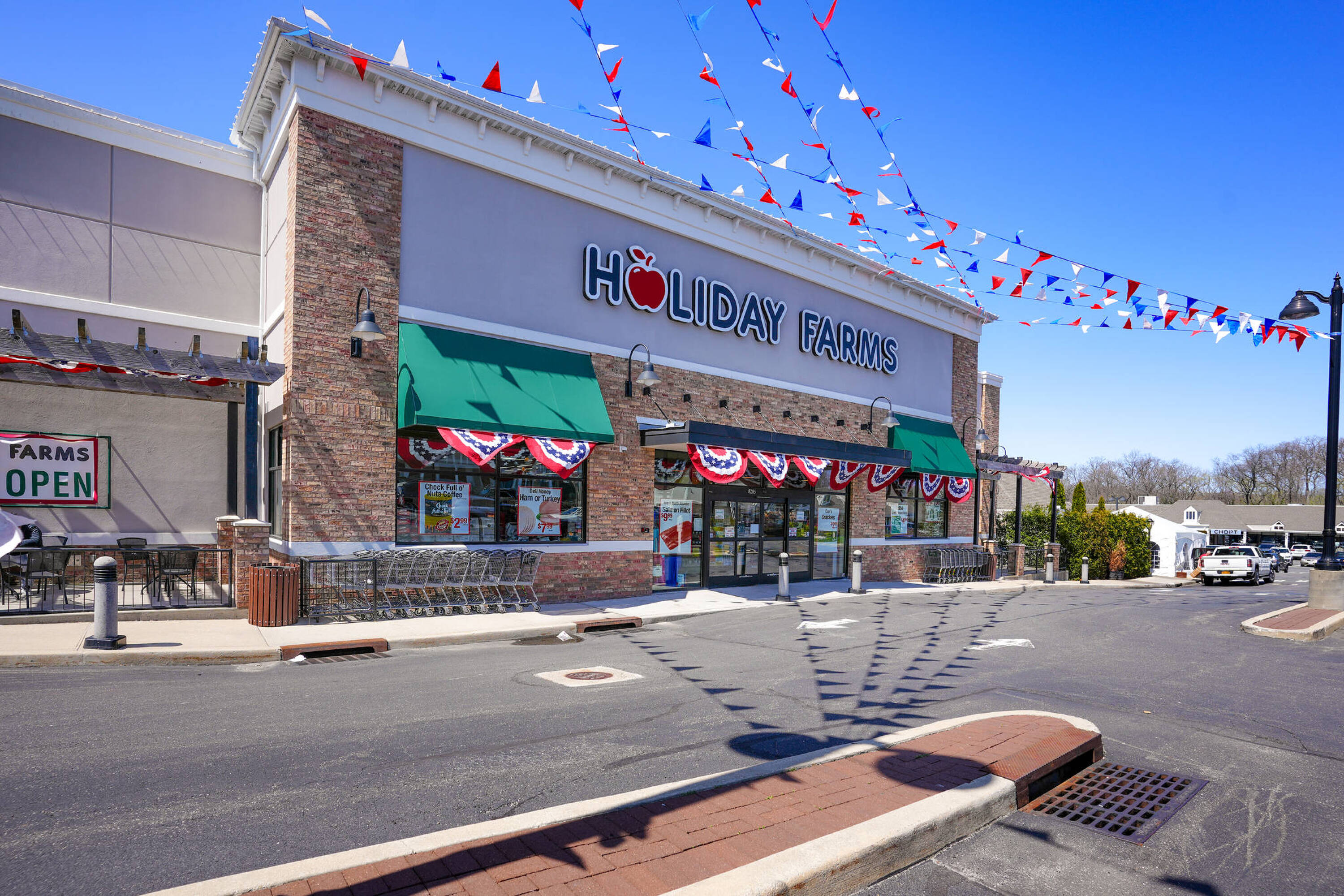 Jericho Tpke. & Woodbury Rd., Woodbury, NY 11797