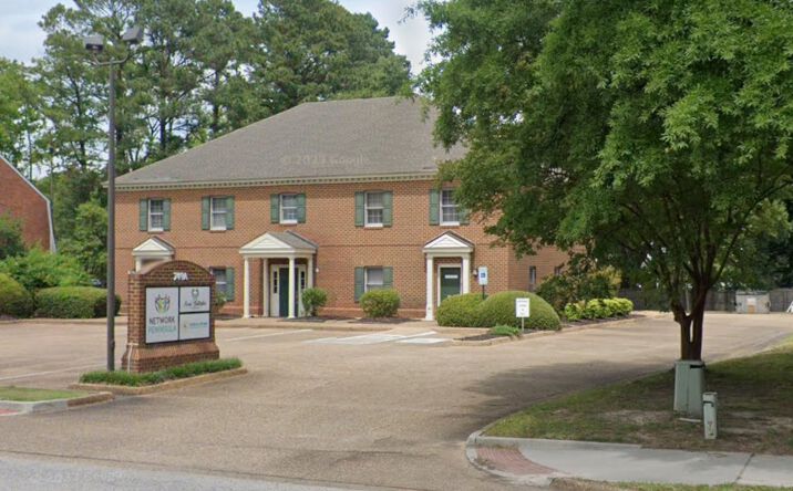 Pictures of Office property located at 749 Thimble Shoals Blvd, Newport News, VA 23606 for lease - image #1