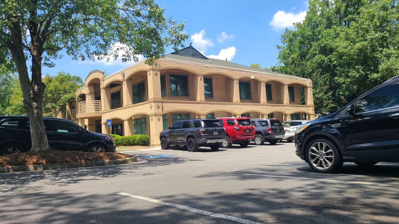 810 Canton Rd, Marietta, GA 30060