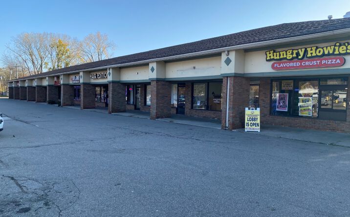 Pictures of Retail, Office property located at 35410 Jefferson Ave, Harrison Twp, MI 48045 for lease - image #1