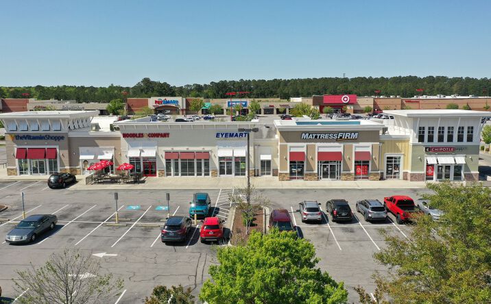 Pictures of Retail, Restaurant property located at 1345 Western Blvd, Jacksonville, NC 28546 for lease - image #1