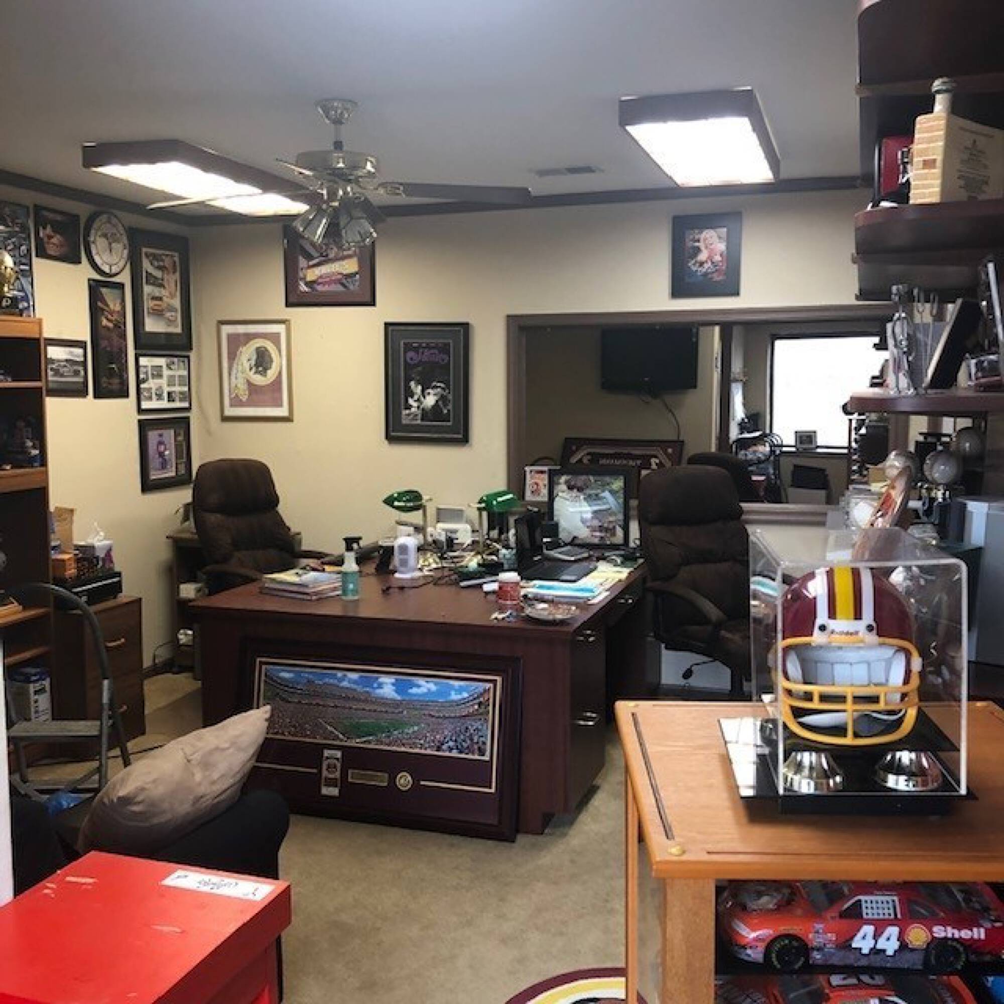 10851 Lanham Severn Rd, Glenn Dale, MD 20769