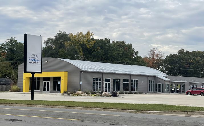 Pictures of Retail, Office, Industrial property located at 1104 N Main St, Three Rivers, MI 49093 for lease - image #1