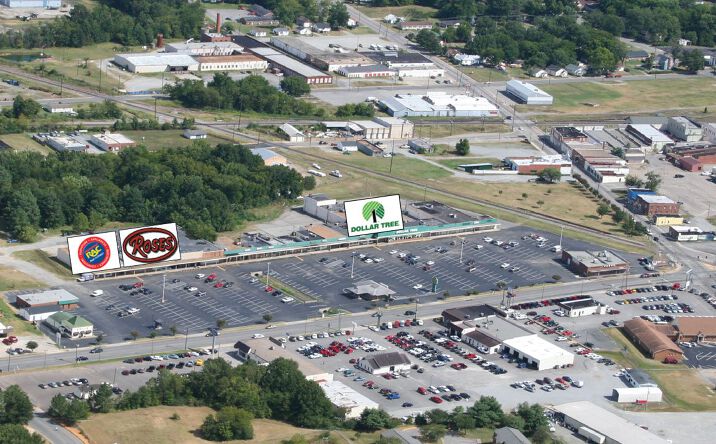 Pictures of Retail property located at 510-542 N Main St, Emporia, VA 23847 for lease - image #1