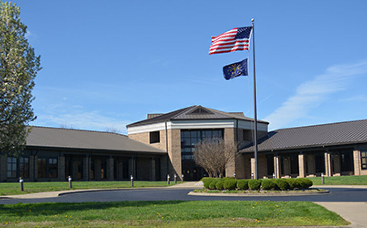 Pictures of Office property located at 4106 Charlestown Rd, New Albany, IN 47150 for lease - image #1
