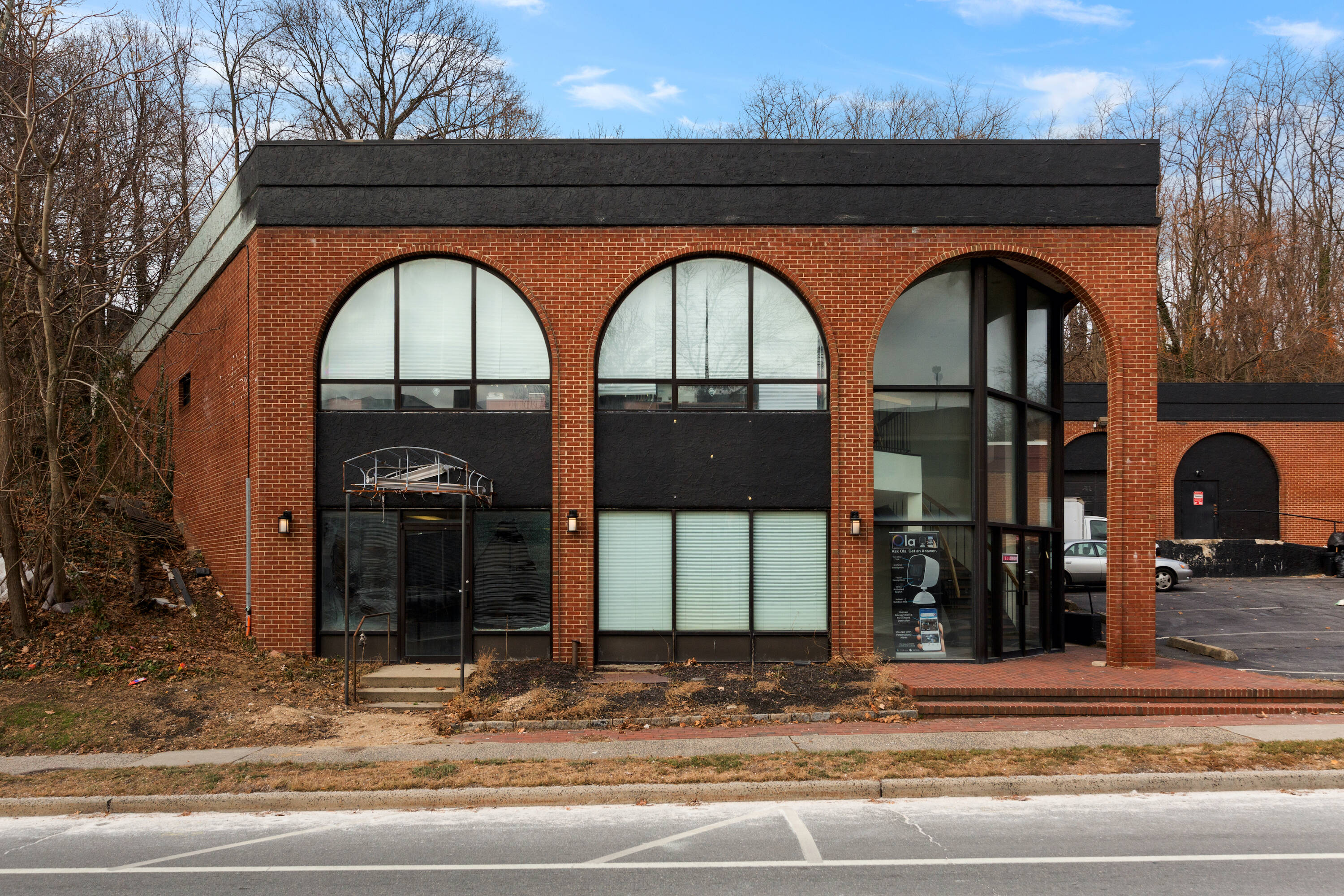 1 Brewster St, Glen Cove, NY 11542