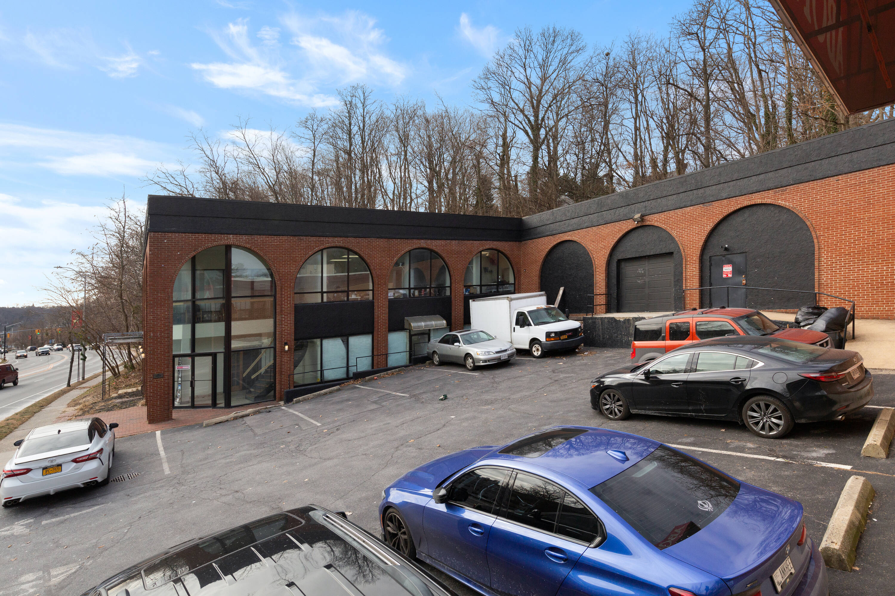 1 Brewster St, Glen Cove, NY 11542