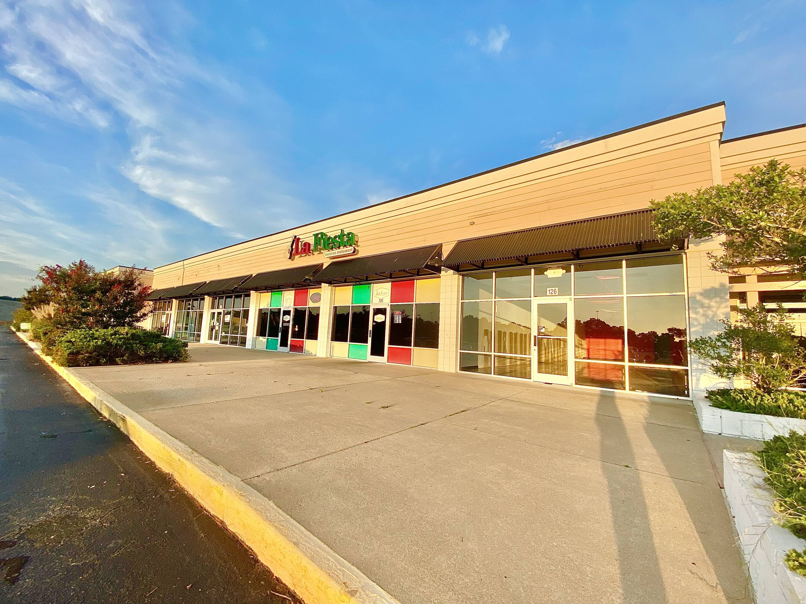 110 River Oaks Dr, Tarboro, NC 27886