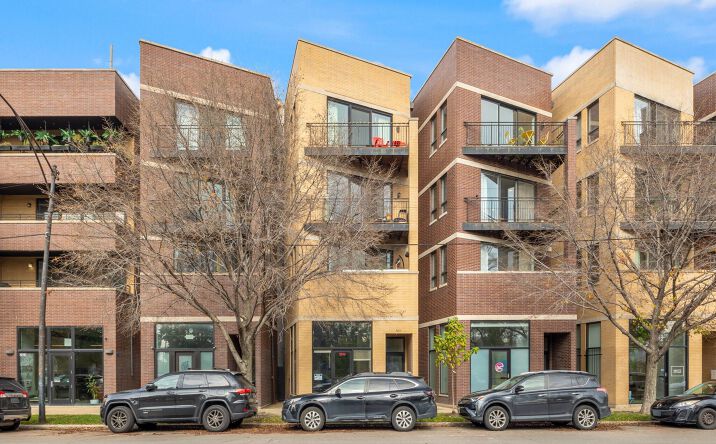 Pictures of Retail, Office, Special Purpose property located at 2816 W Chicago Ave, Chicago, IL 60622 for lease - image #1
