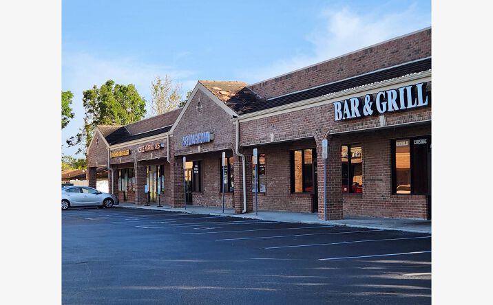 Pictures of Retail property located at 231 Del Prado Blvd S, Cape Coral, FL 33990 for lease - image #1