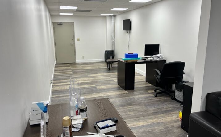 Pictures of Office property located at 440 E Sample Rd, Pompano Beach, FL 33064 for lease - image #1