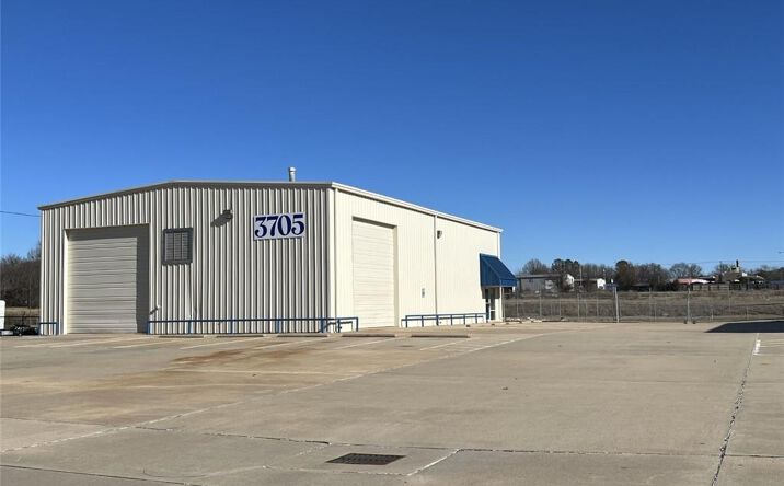 Pictures of Industrial property located at 3705 Wheeler Ave, Fort Smith, AR 72901 for lease - image #1