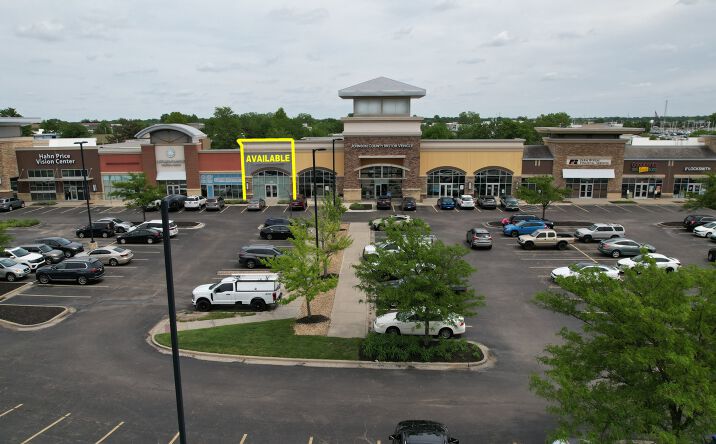 Pictures of Retail property located at 782 N Ridgeview Rd, Olathe, KS 66061 for lease - image #1