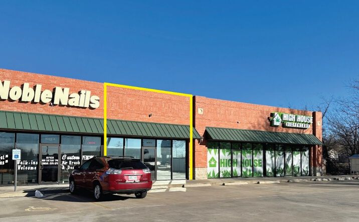 Pictures of Retail property located at 6205 SE 15th St, Midwest City, OK 73110 for lease - image #1