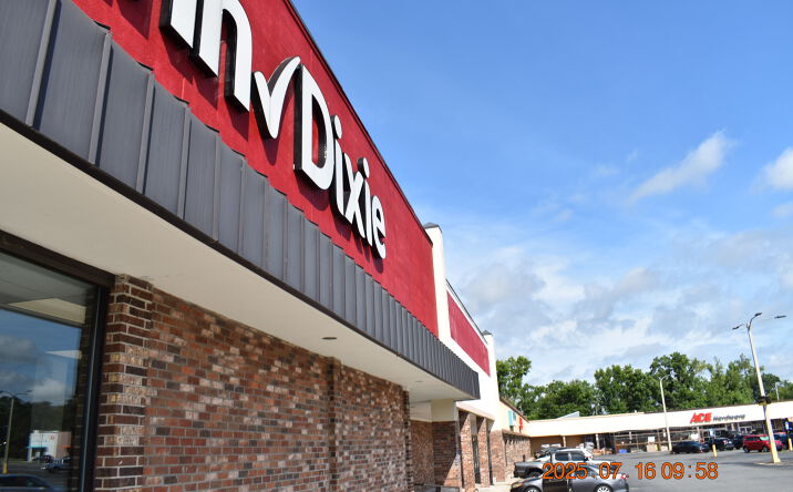 Pictures of Retail property located at 715 W Base St, Madison, FL 32340 for lease - image #1