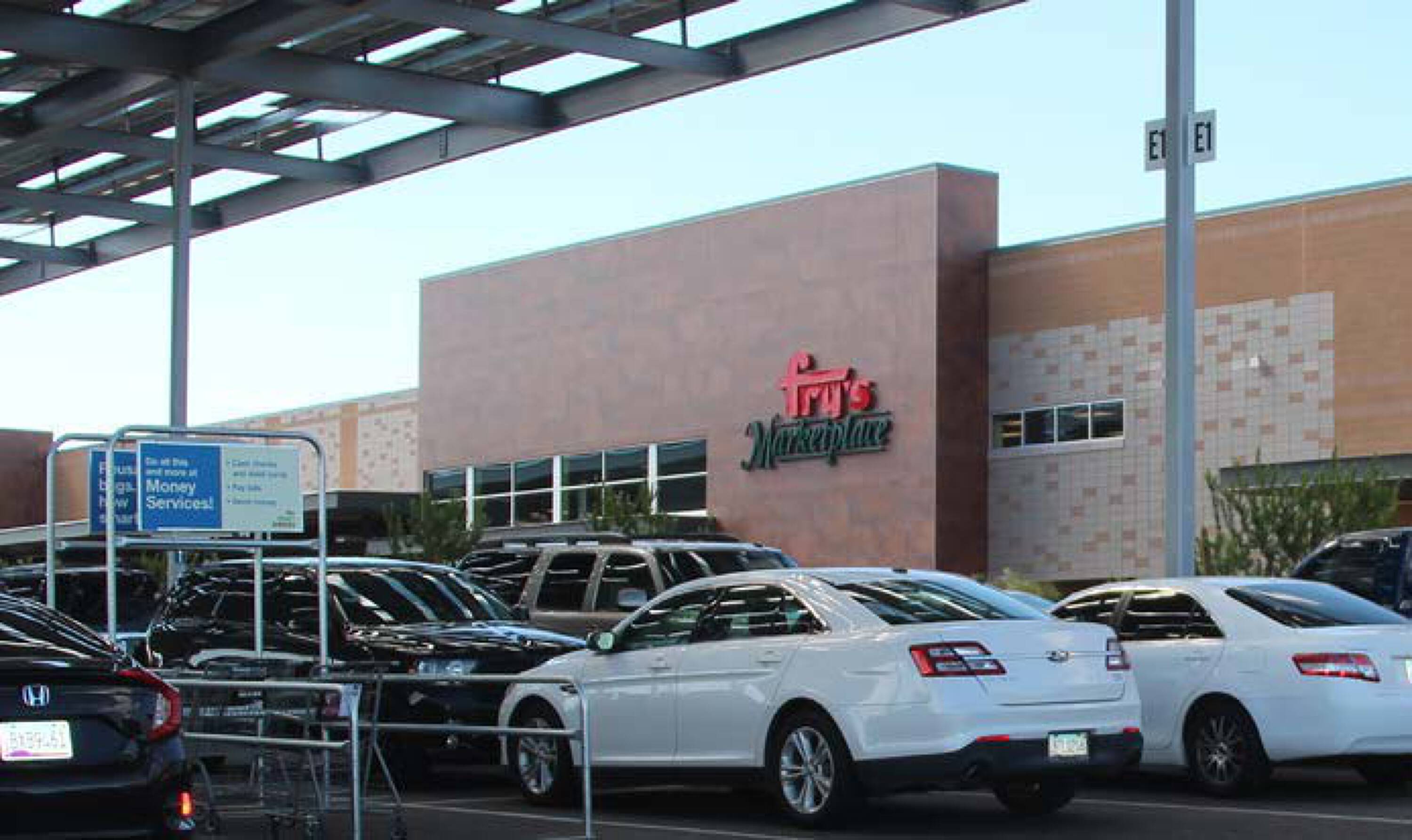 2820 W Dove Valley Rd, Phoenix, AZ 85085