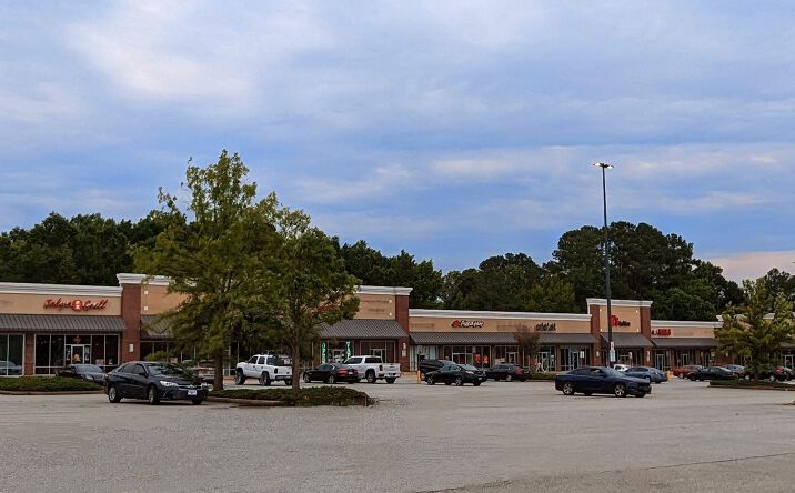 Pictures of Retail property located at 1316-1324 Bush River Rd, Columbia, SC 29210 for lease - image #1