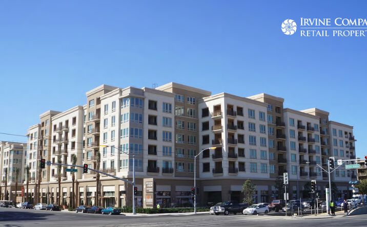 Pictures of Restaurant property located at 250 Brandon St, San Jose, CA 95134 for lease - image #1