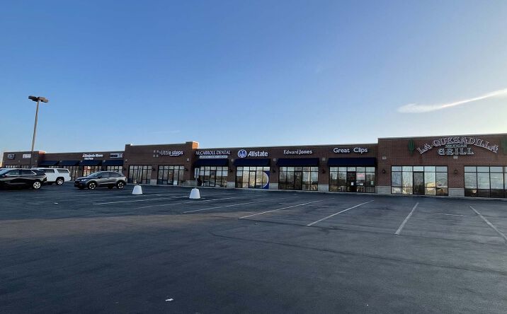 Pictures of Retail property located at 10033 Wicker Ave, Saint John, IN 46373 for lease - image #1