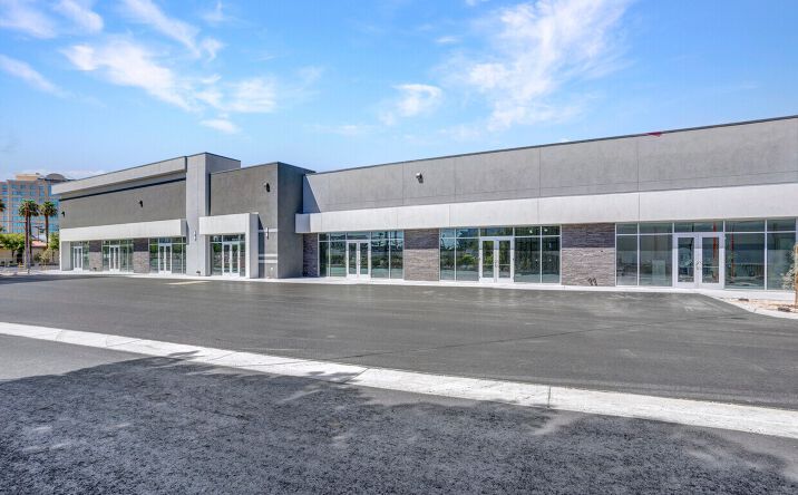 Pictures of Retail property located at 4080 Paradise Rd, Las Vegas, NV 89119 for lease - image #1