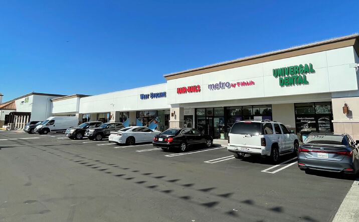 Pictures of Retail property located at 2525 Westminster Street, Santa Ana, CA 92706 for lease - image #1