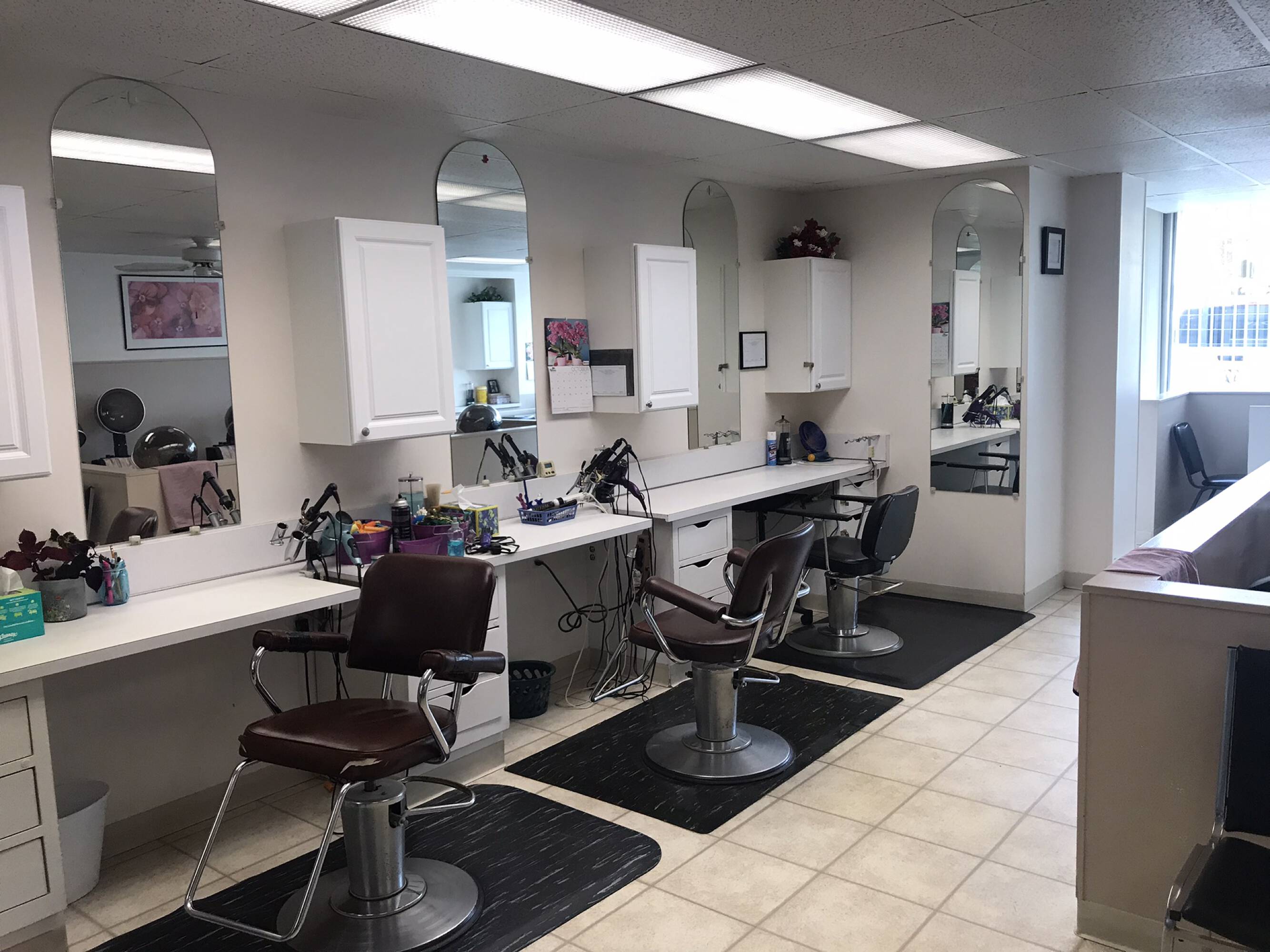 4113 W 13 Mile Rd, Royal Oak, MI 48073