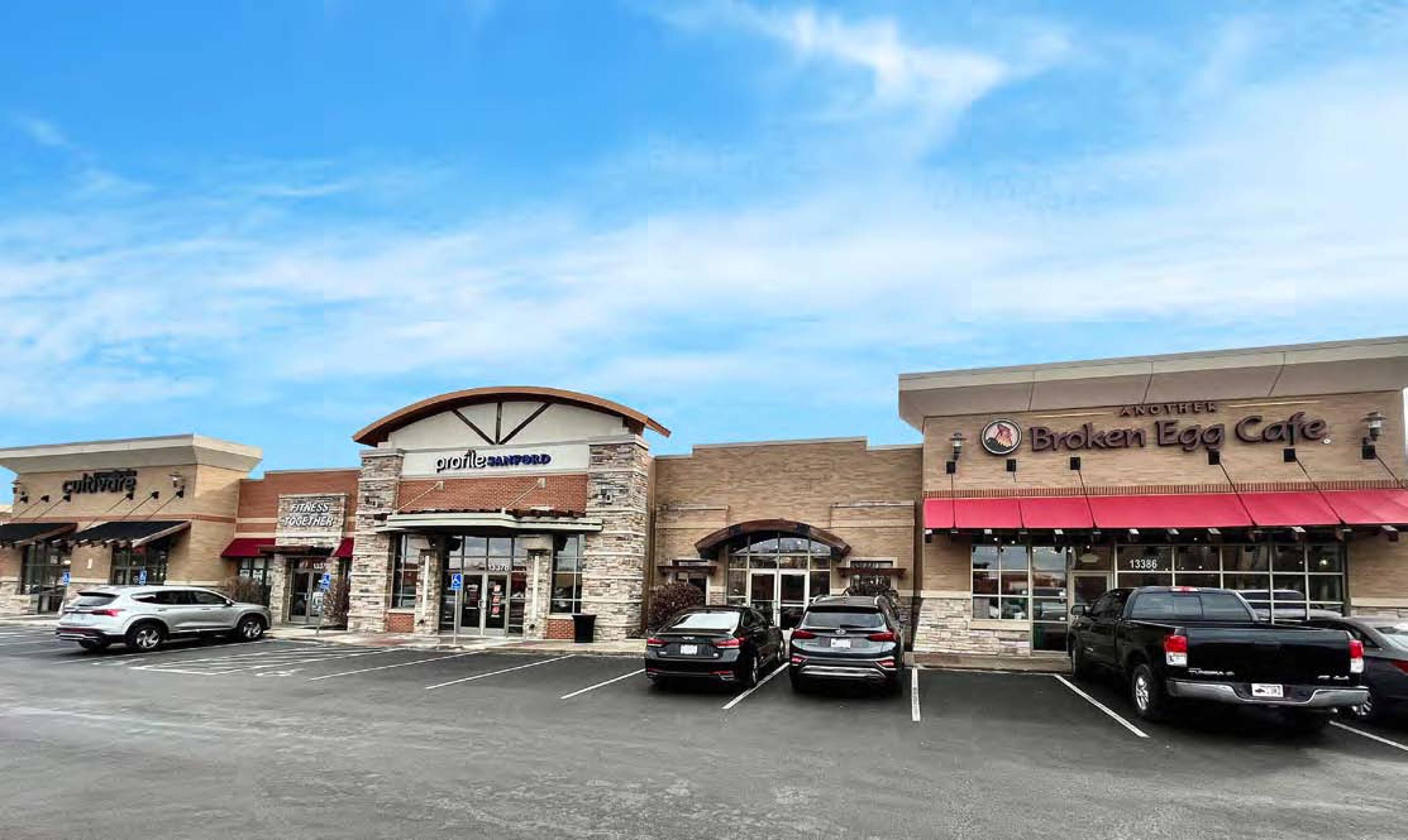 135Th Street & Metcalf Avenue, Overland Park, KS 66223