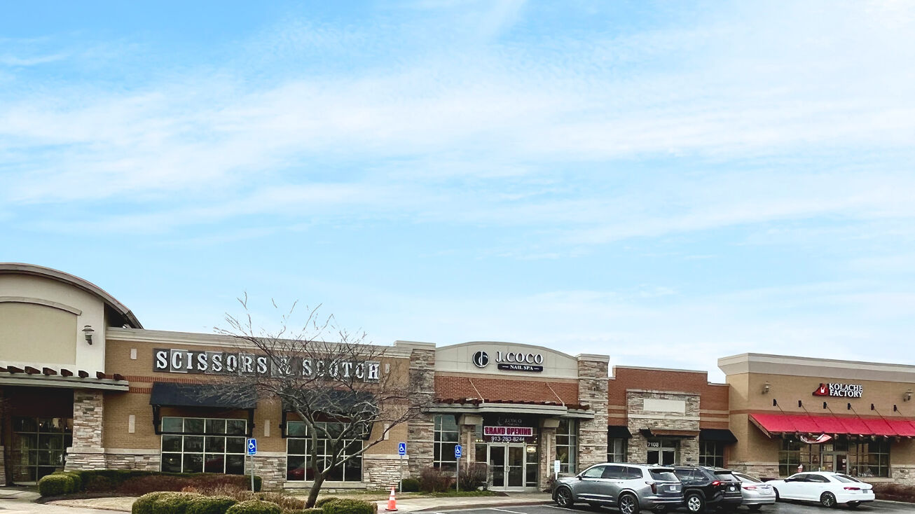 135Th Street & Metcalf Avenue, Overland Park, KS 66223 Retail Space