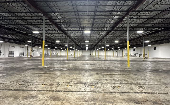 Pictures of Industrial property located at 7575 Chancellor Dr, Orlando, FL 32809 for lease - image #1