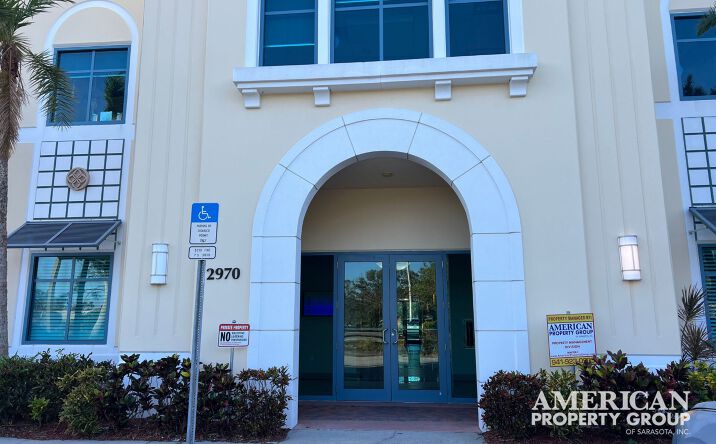 Pictures of Office property located at 2970 University Pkwy, Sarasota, FL 34243 for lease - image #1