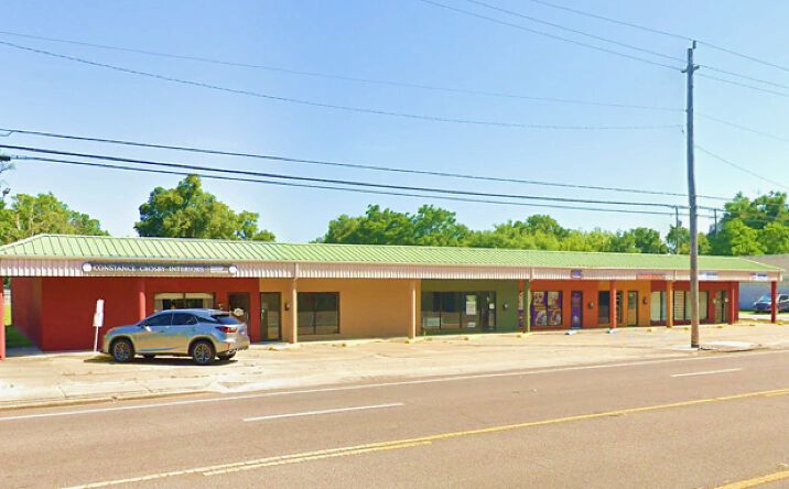 Pictures of Retail, Office property located at 3620 Barrancas Ave, Pensacola, FL 32507 for lease - image #1