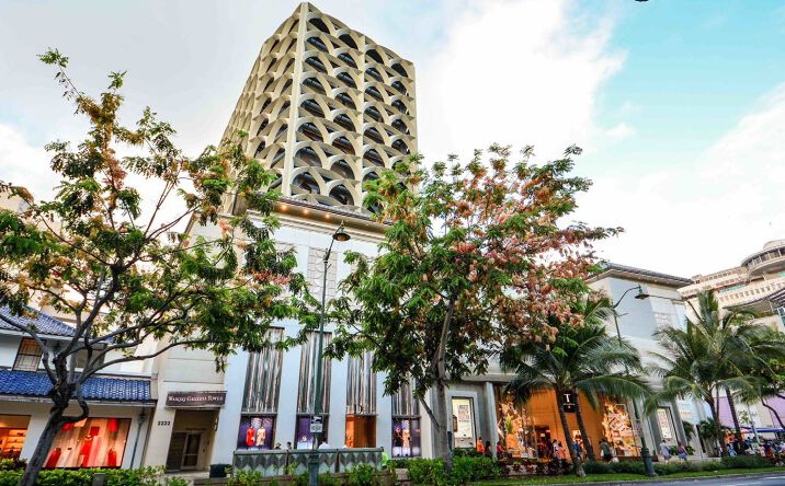 Pictures of Retail, Office property located at 2222 Kalākaua Ave, Honolulu, HI 96815 for lease - image #1