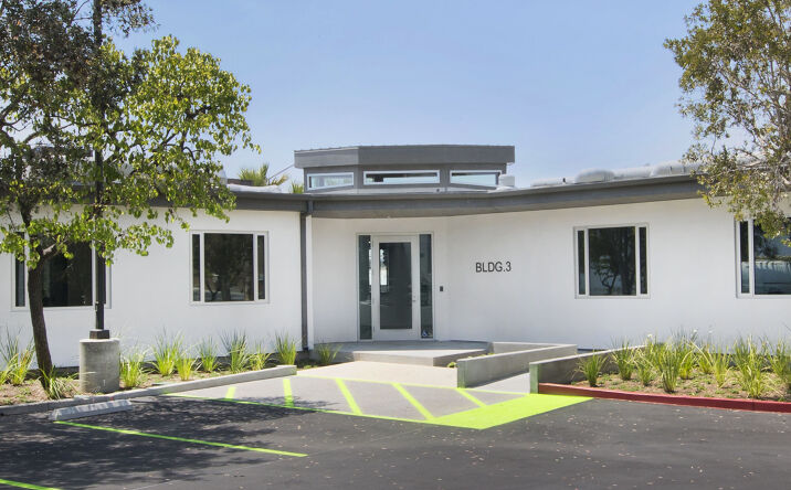 Pictures of Office property located at 9950 W Jefferson Blvd, Culver City, CA 90232 for sales - image #1