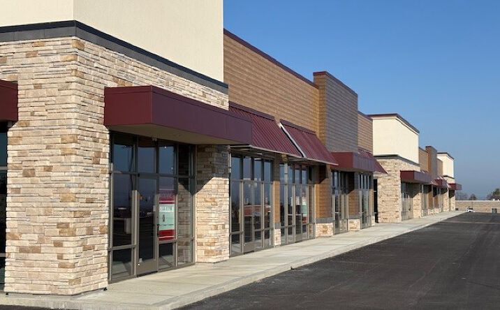 Pictures of Retail, Restaurant property located at 4712 Old Kyles Station Rd, Hamilton, OH 45011 for lease - image #1