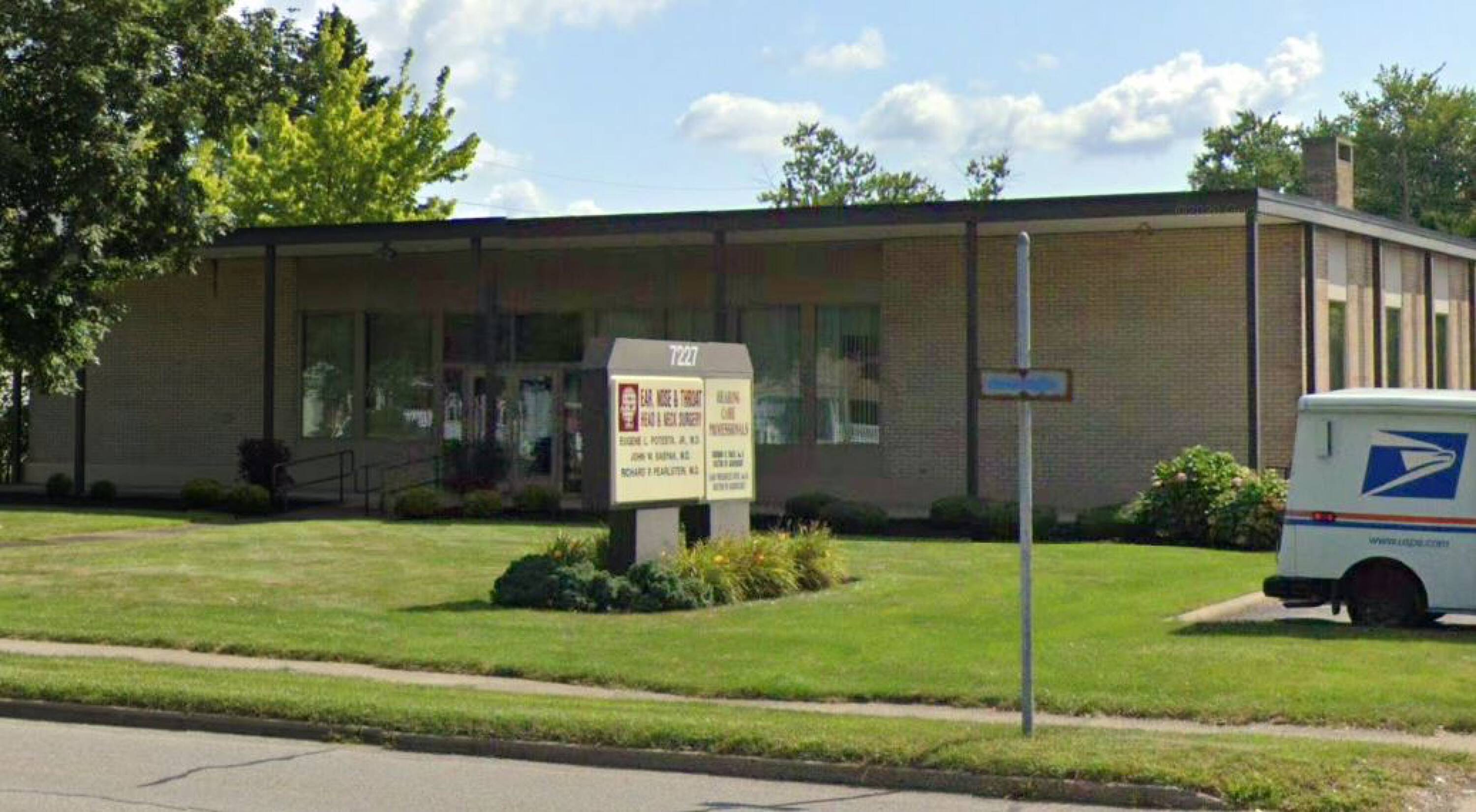 7227 Glenwood Ave, Youngstown, OH 44512 Office Space for Lease 7227