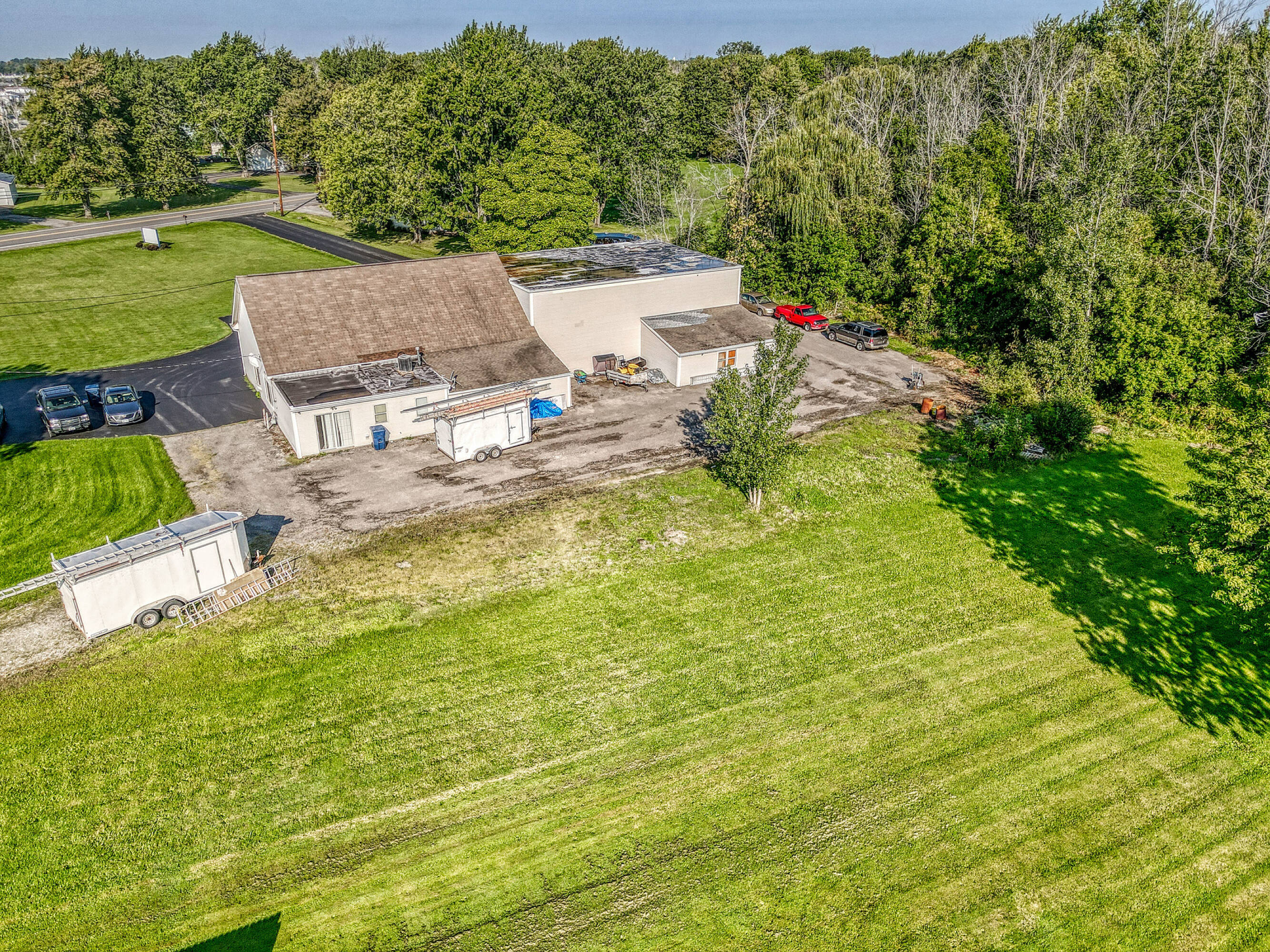 6883 Akron Road (6945 Lincoln Ave Ext.), Lockport, NY 14094