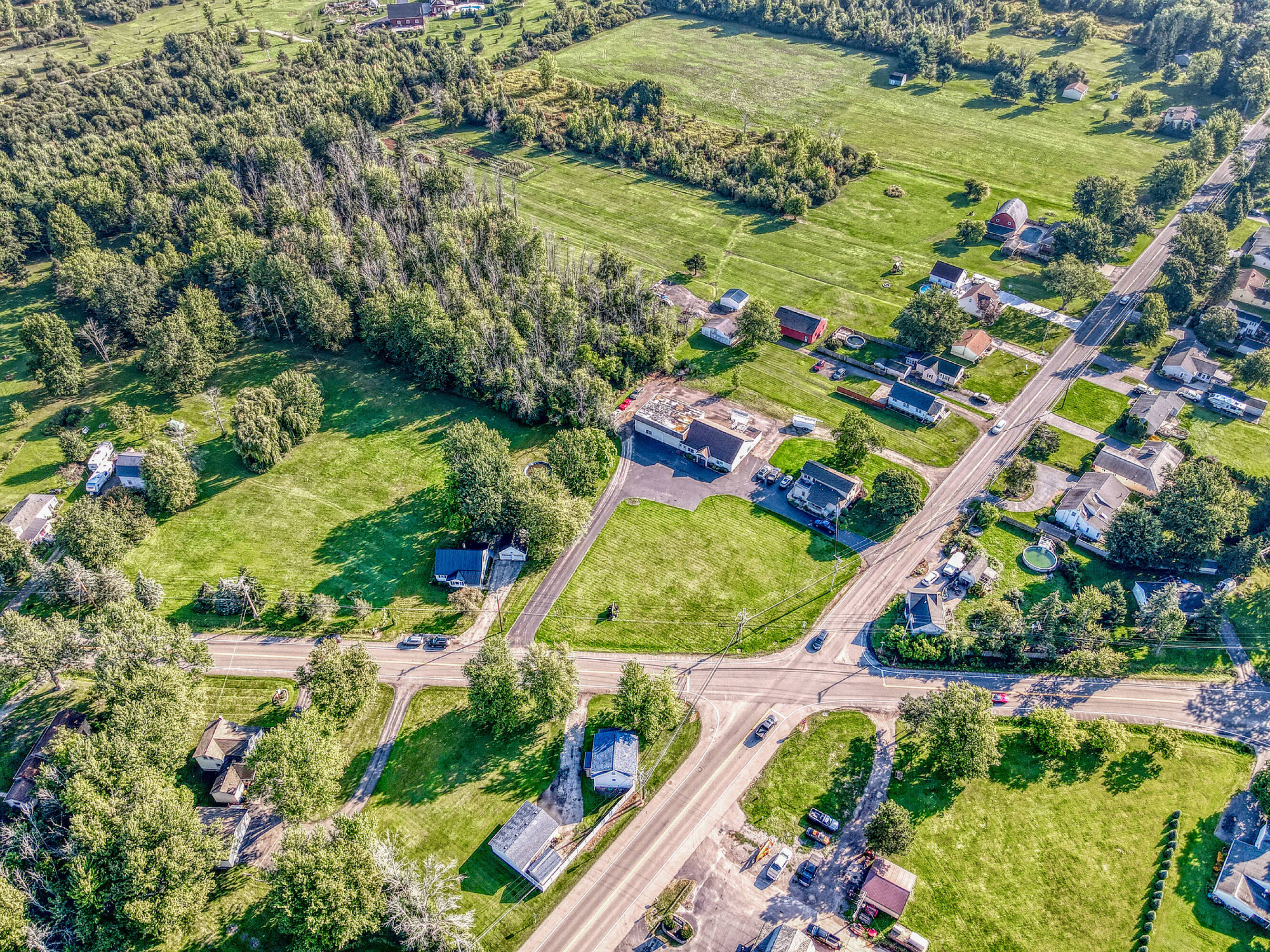 6883 Akron Road (6945 Lincoln Ave Ext.), Lockport, NY 14094