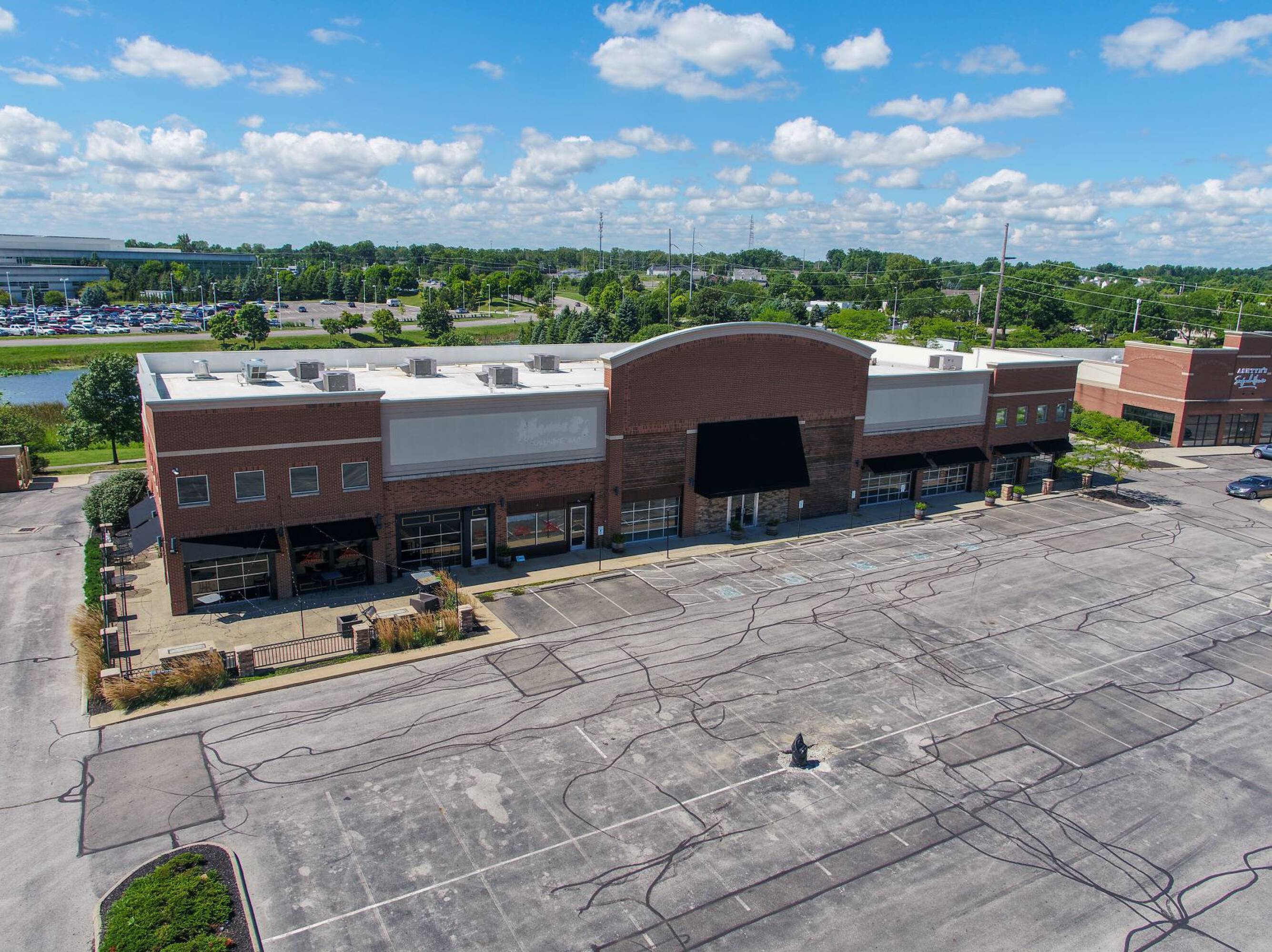 1069 Polaris Pkwy, Columbus, OH 43240