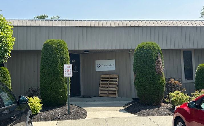 Pictures of Office property located at 675 Line Rd, Aberdeen, NJ 07747 for lease - image #1