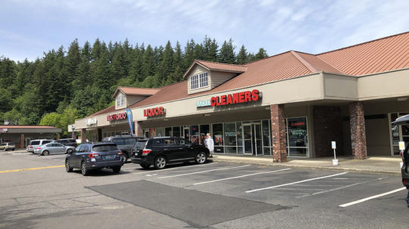 7365 SW Barnes Rd, Portland, OR 97225