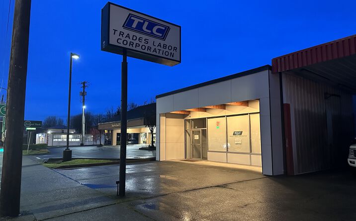 Pictures of Retail, Office property located at 216 Auburn Way S, Auburn, WA 98002 for lease - image #1