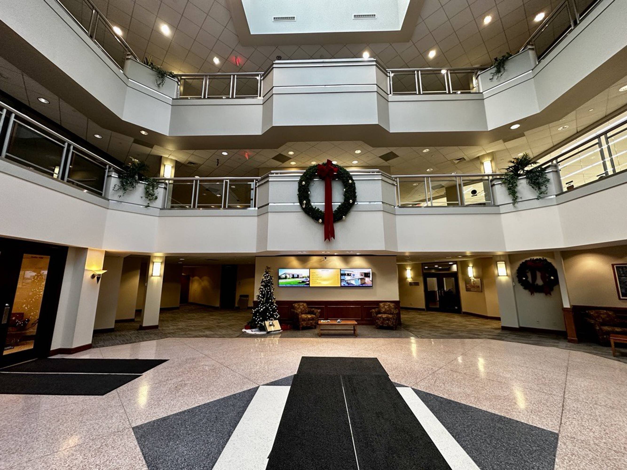 4100 Edison Lakes Pkwy, Mishawaka, IN 46545