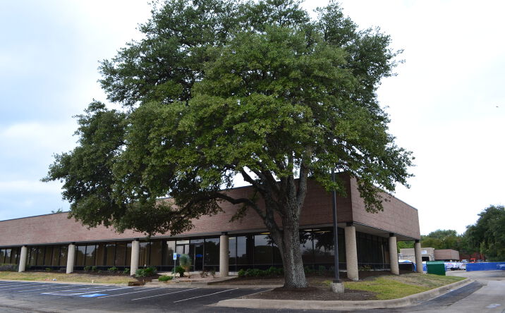 Pictures of Industrial property located at 2324 Ridgepoint Dr, Austin, TX 78754 for lease - image #1