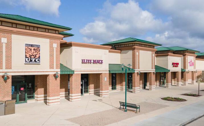 Pictures of Retail, Office property located at 618 S Randall Rd, South Elgin, IL 60177 for lease - image #1